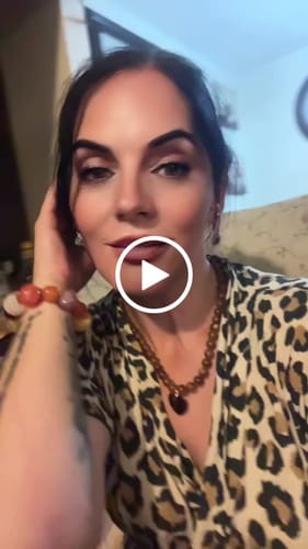 Reseña con vídeo de un cliente sobre Collar Borlas Corazón