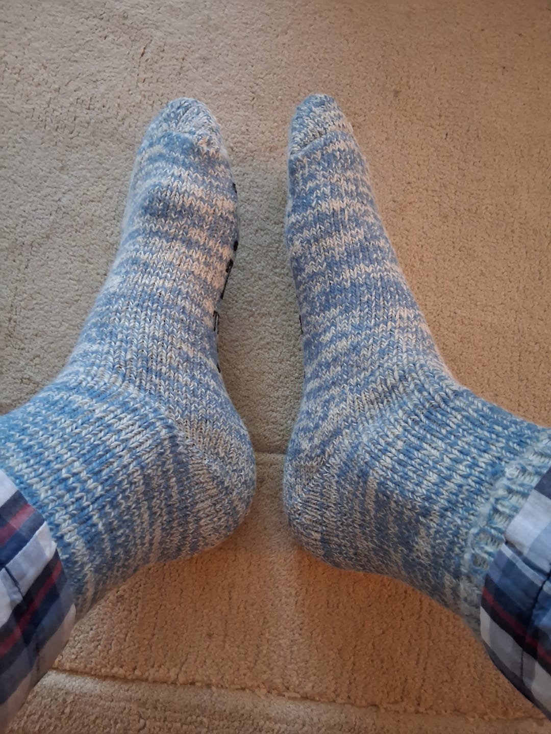 Customer photo review of Thermo Wollsocken mit ABS – Home Socks, Anti-Rutsch (Gr. 35–50) 1 Paar