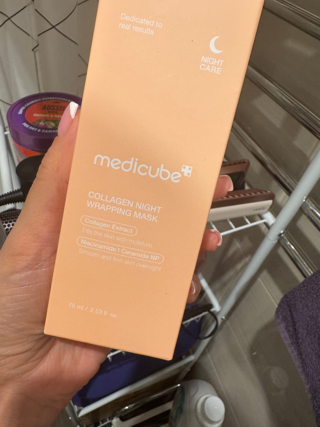 Customer photo review of Nostiprinoša nakts maska sejai Medicube Collagen Night Wrapping Mask