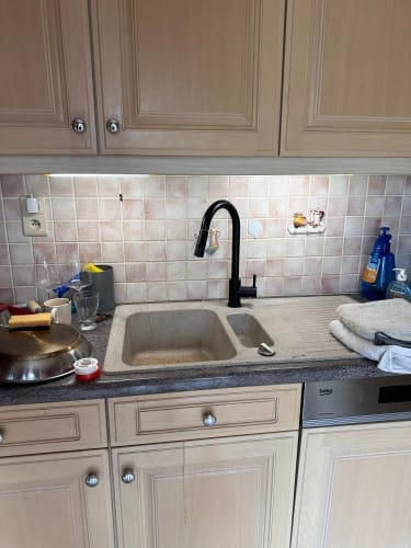 Customer photo review of Falkenberg - Touch Kitchen Faucet with Pull-Out Sprayer