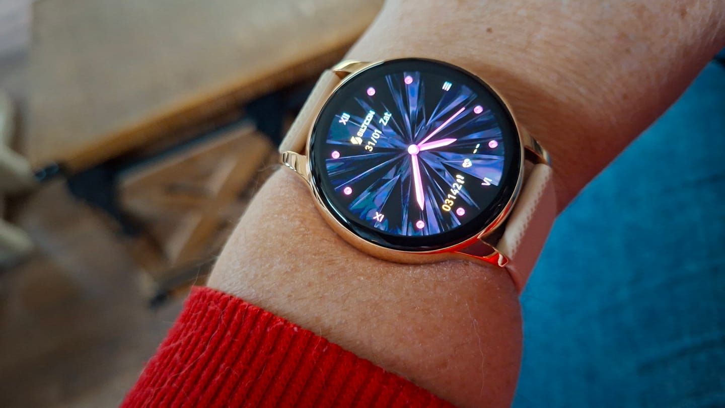 Customer photo review of Siltcon® Auréa Smartwatch Dames Goud