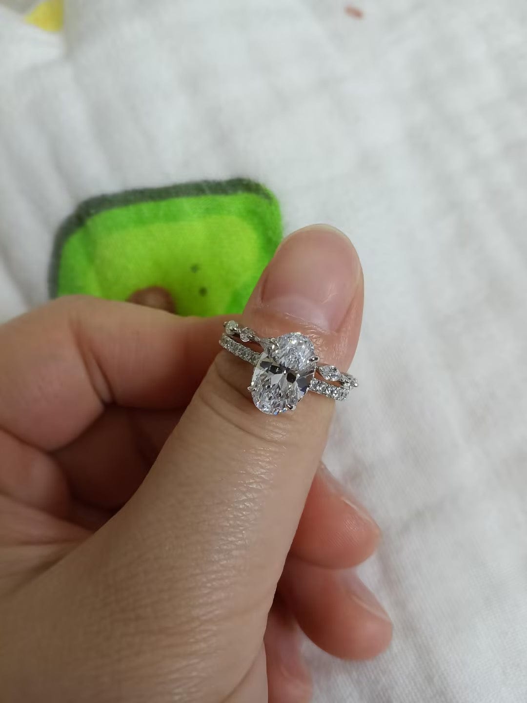 Customer photo review of S925 Attractive 2PC 2.5Ct Oval Cut Bridal Wedding Ring Set Stackable Ring Set For Daily Wear