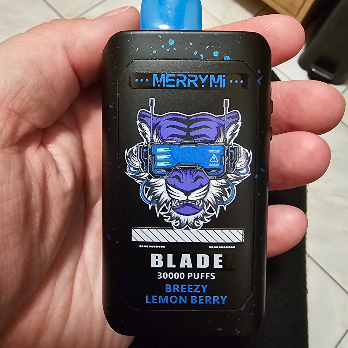 Customer photo review of MerryMi - Blade 30K - Jednorazówki - E papieros - 5% - 30000 Buchów