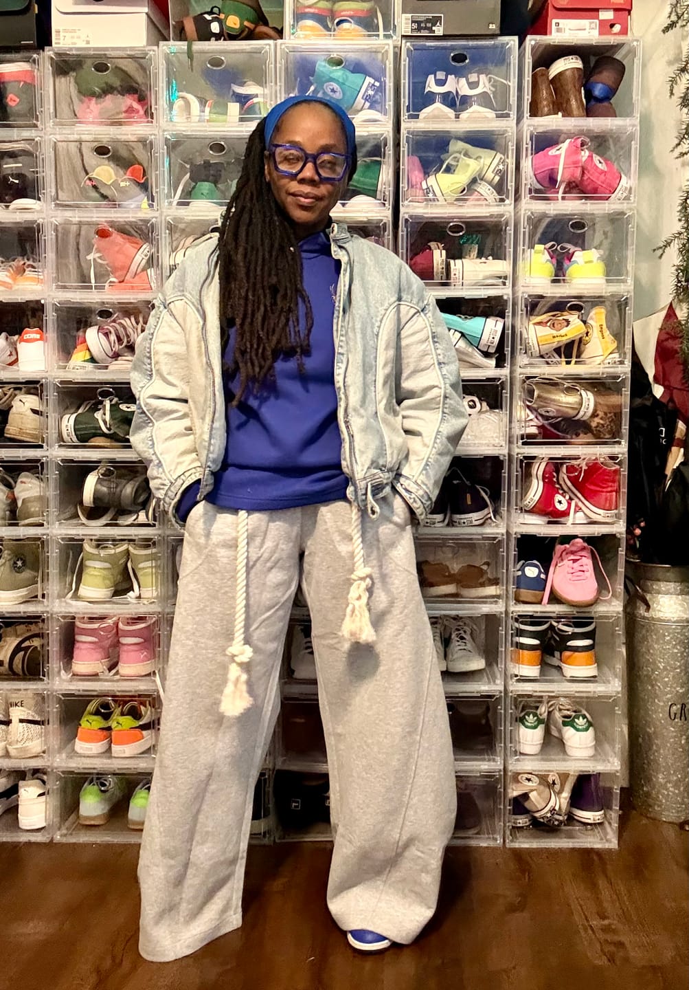 Customer photo review of Aelfric Eden Super Baggy Barrel Sweatpants
