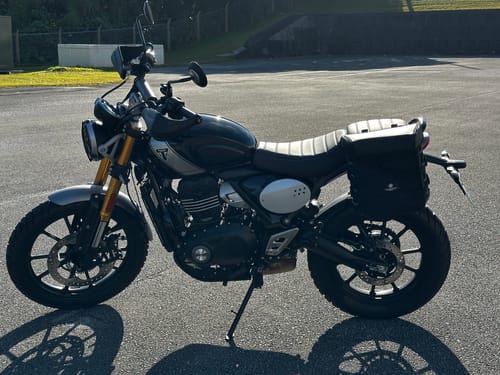 Customer photo review of 15L - Incognito Quick-Mount Medium Triumph Scrambler 400 X Solo Saddlebag (Left Only)