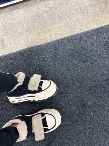 Customer photo review of Glissane Black