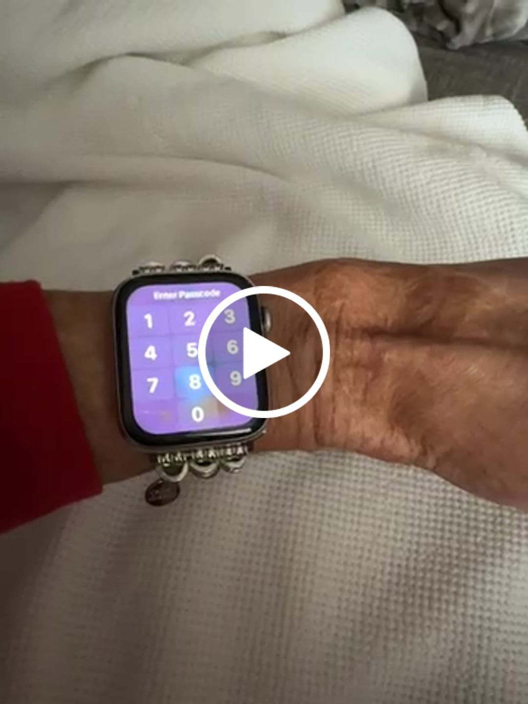 Customer video review of Vibrant Chakra Stretch Apple Watch Strap