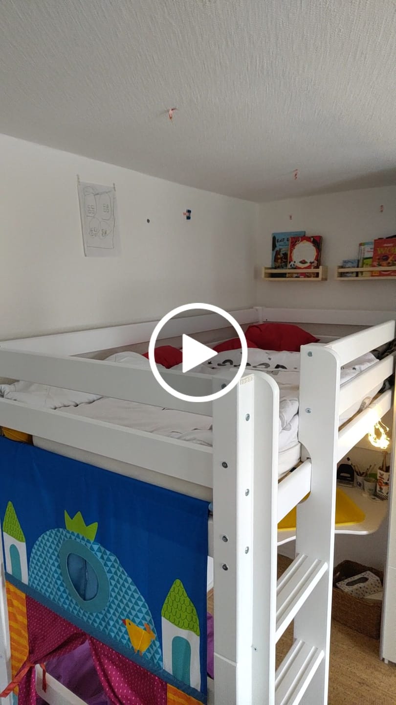 Customer video review of Hoppekids ECO Luxury Højseng