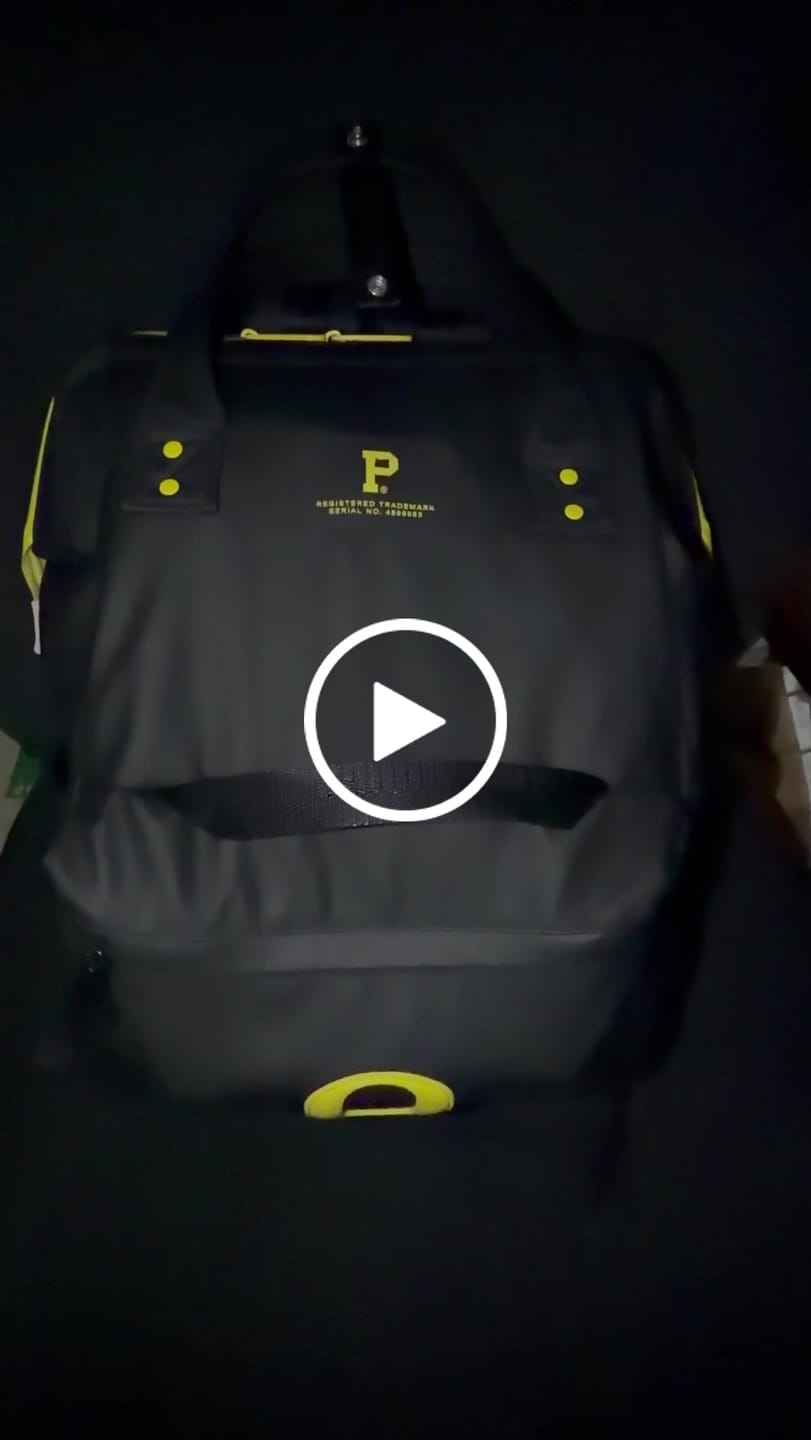 Customer video review of Cascade Backpack - Standard - UO Ducks