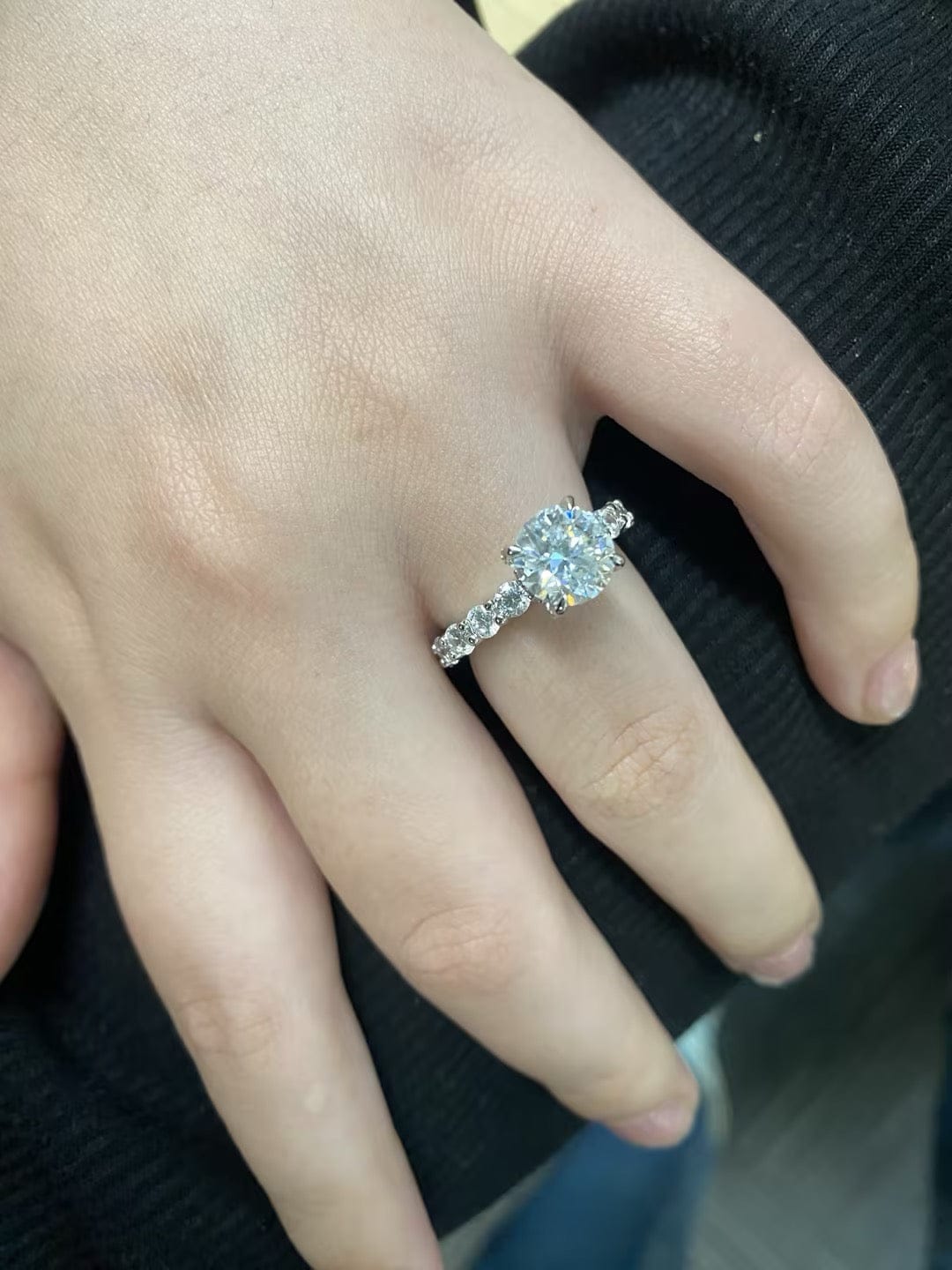 Customer photo review of Rodiffy Moissanite 2.0Ct~4.0 Ct Round Engagement Ring -4 Prong Setting