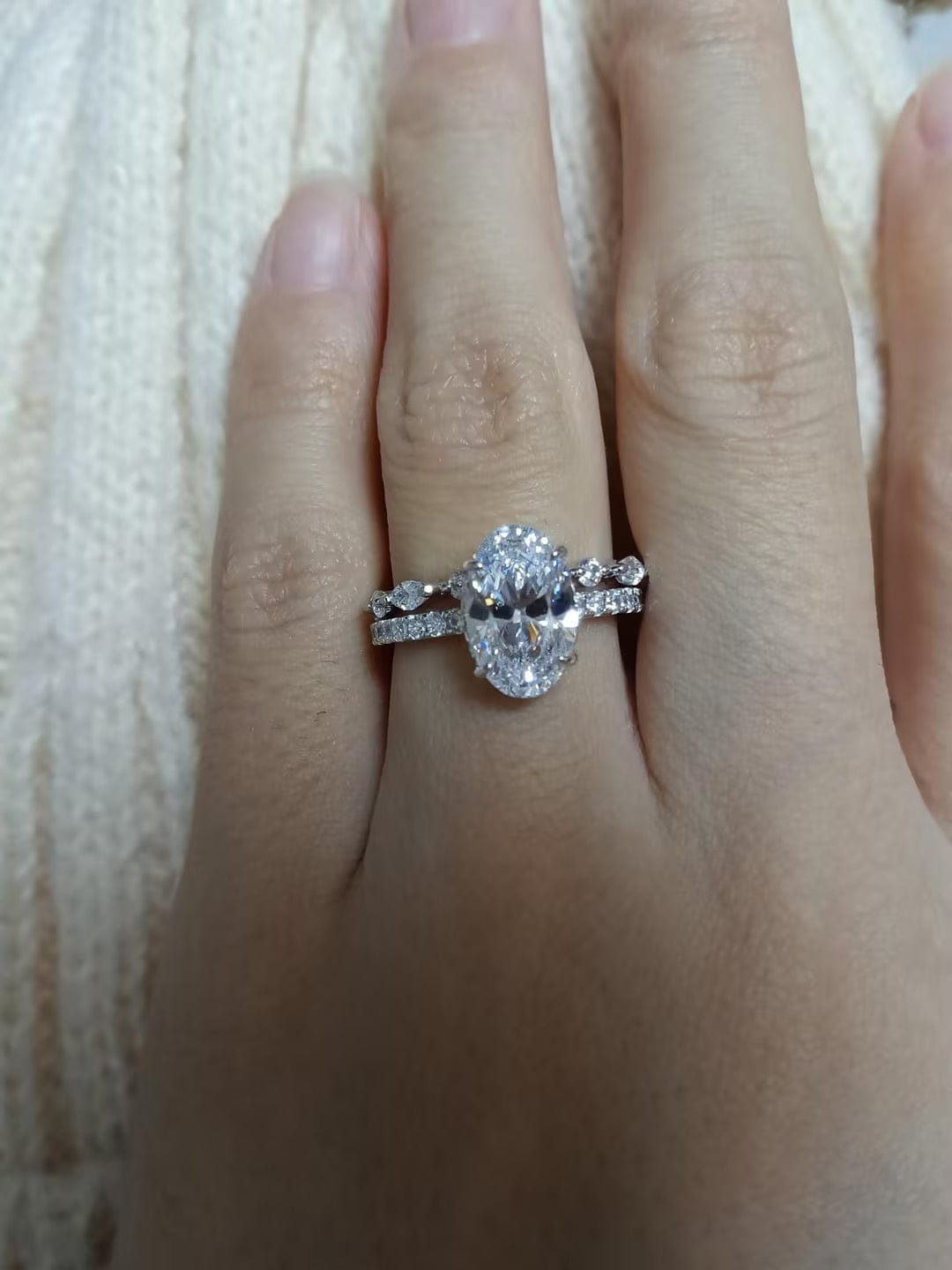 Customer photo review of S925 Attractive 2PC 2.5Ct Oval Cut Bridal Wedding Ring Set Stackable Ring Set For Daily Wear