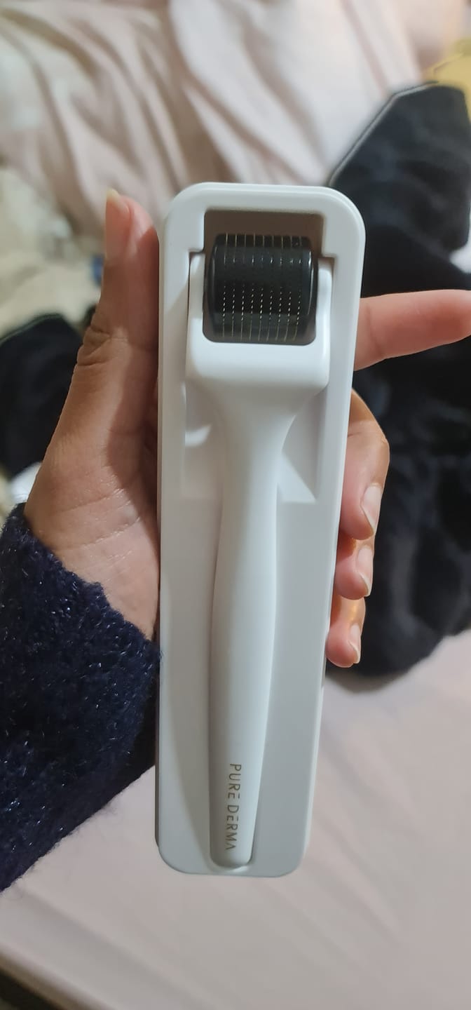 Customer photo review of Derma Roller with 540 Medical Grade Titanium Microneedles