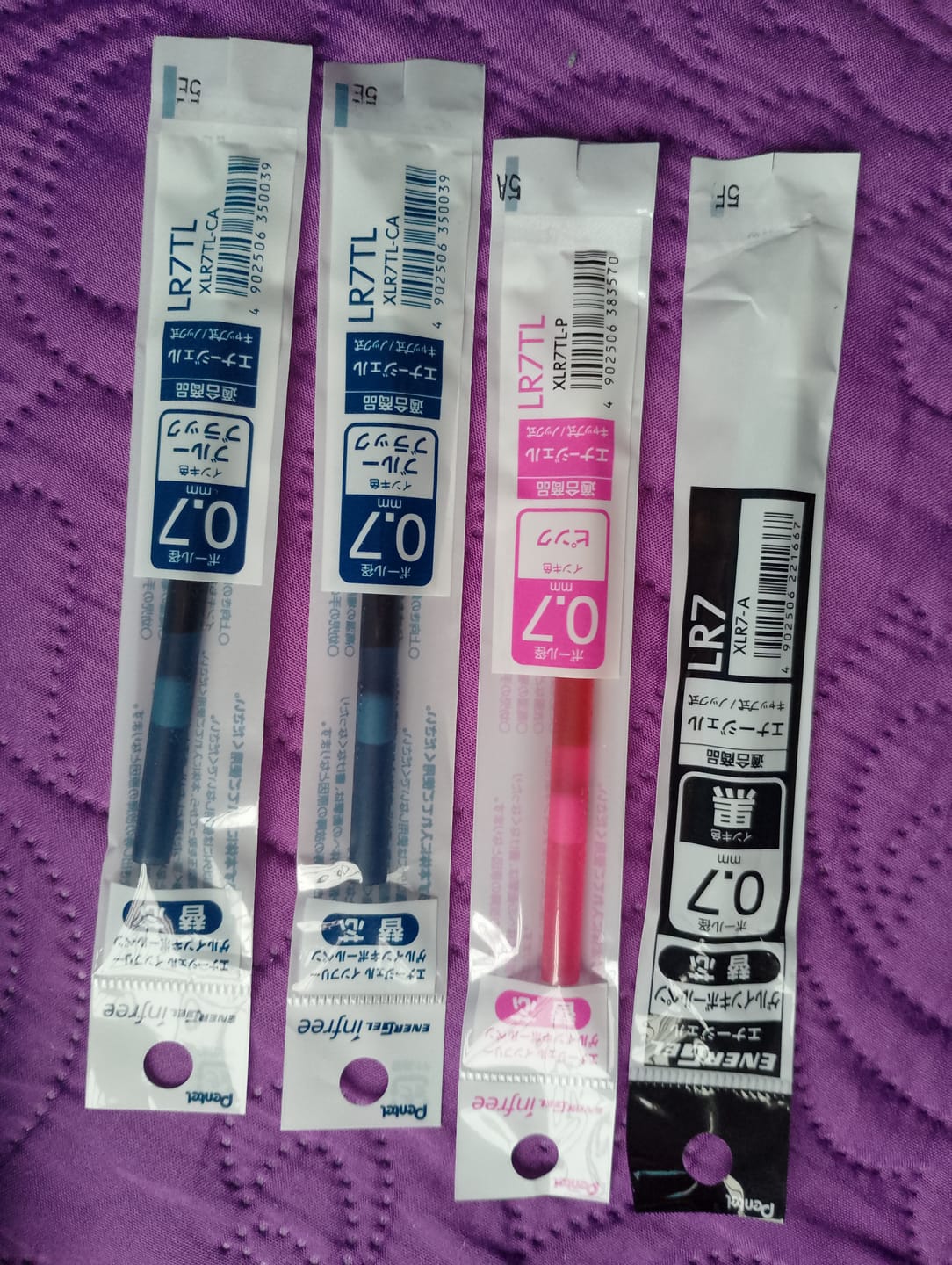 Customer photo review of Pentel - Repuesto Lápiz Gel Energel Infree 0,7 mm