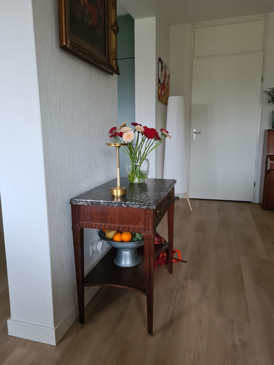 Customer photo review of Cordless Modern Aura Table Lamp - Cordless Table Lamp with Touch Control & Modern Nordic Design