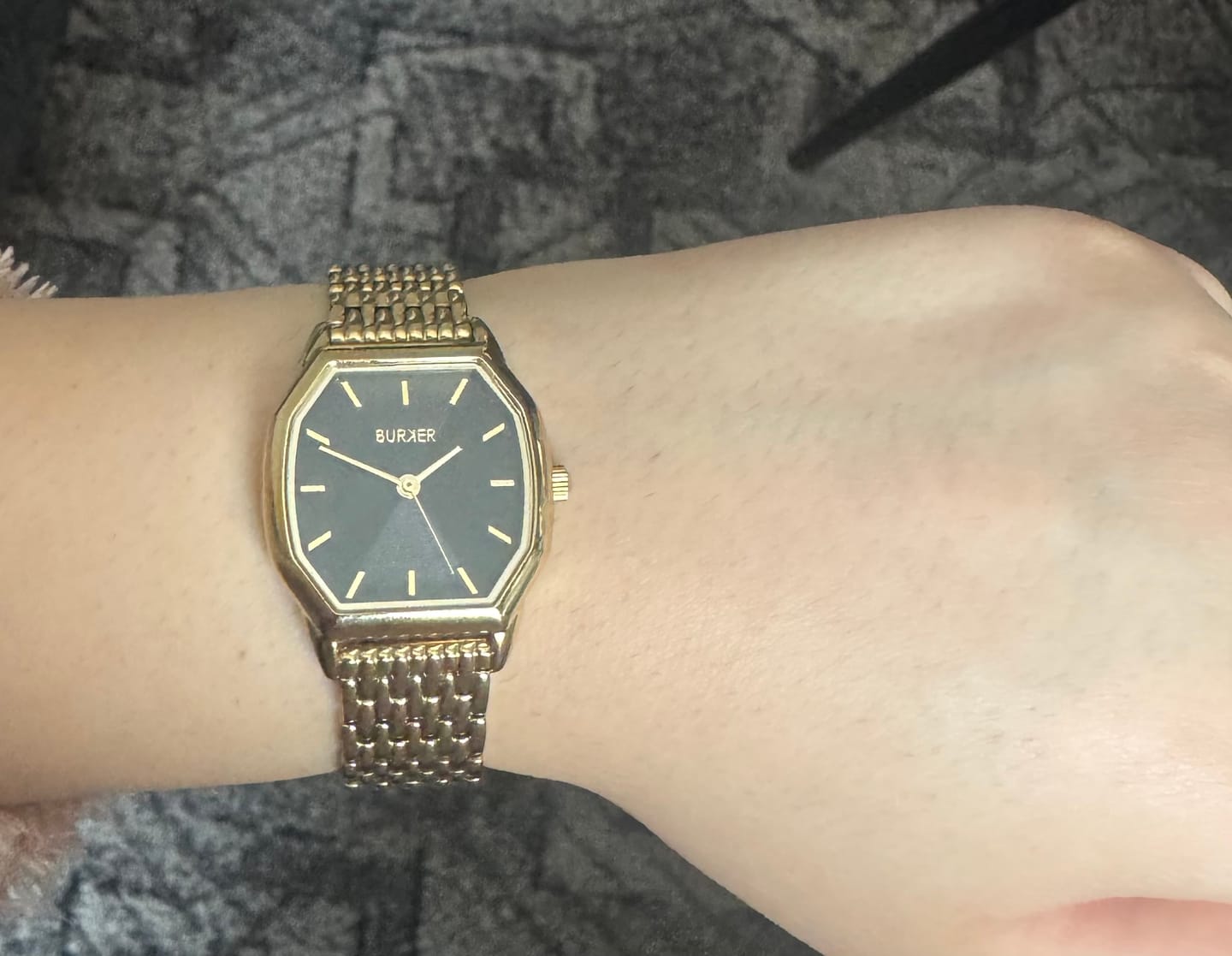 Customer photo review of Julia Gold White