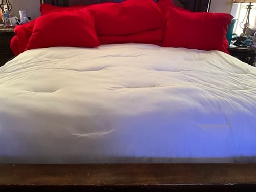 Customer photo review of MarshMellow Comforter