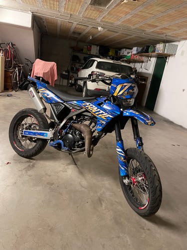 Customer photo review of NEW! ELECTRO RAGE - GRAPHICS KIT