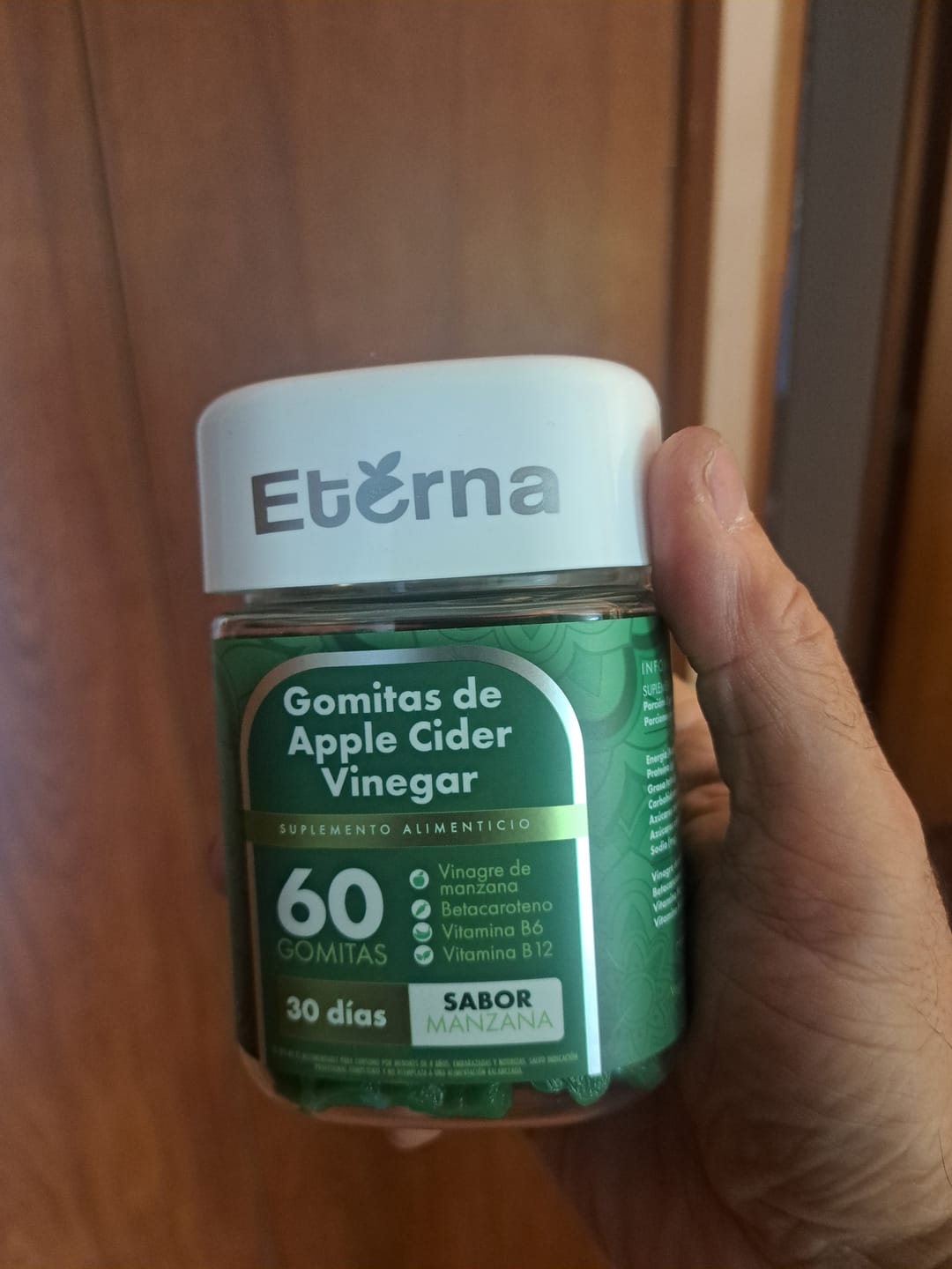 Customer photo review of Gomitas de Vinagre de Manzana