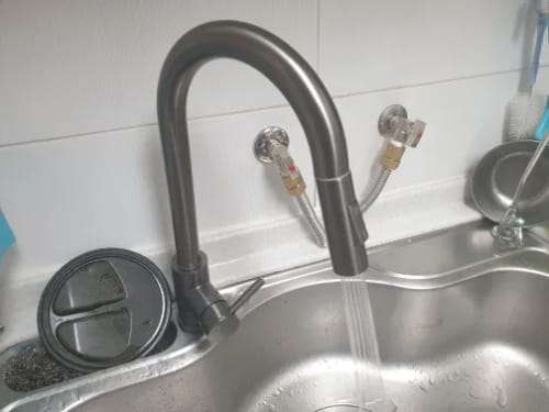 Customer photo review of Falkenberg - Touch Kitchen Faucet with Pull-Out Sprayer