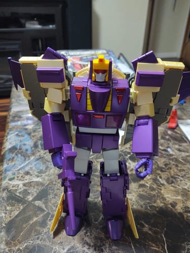 Customer photo review of FansToys FT-21 FT21 Berserk ( Blitzwing MP Size) Fans Toys 23cm / 9"