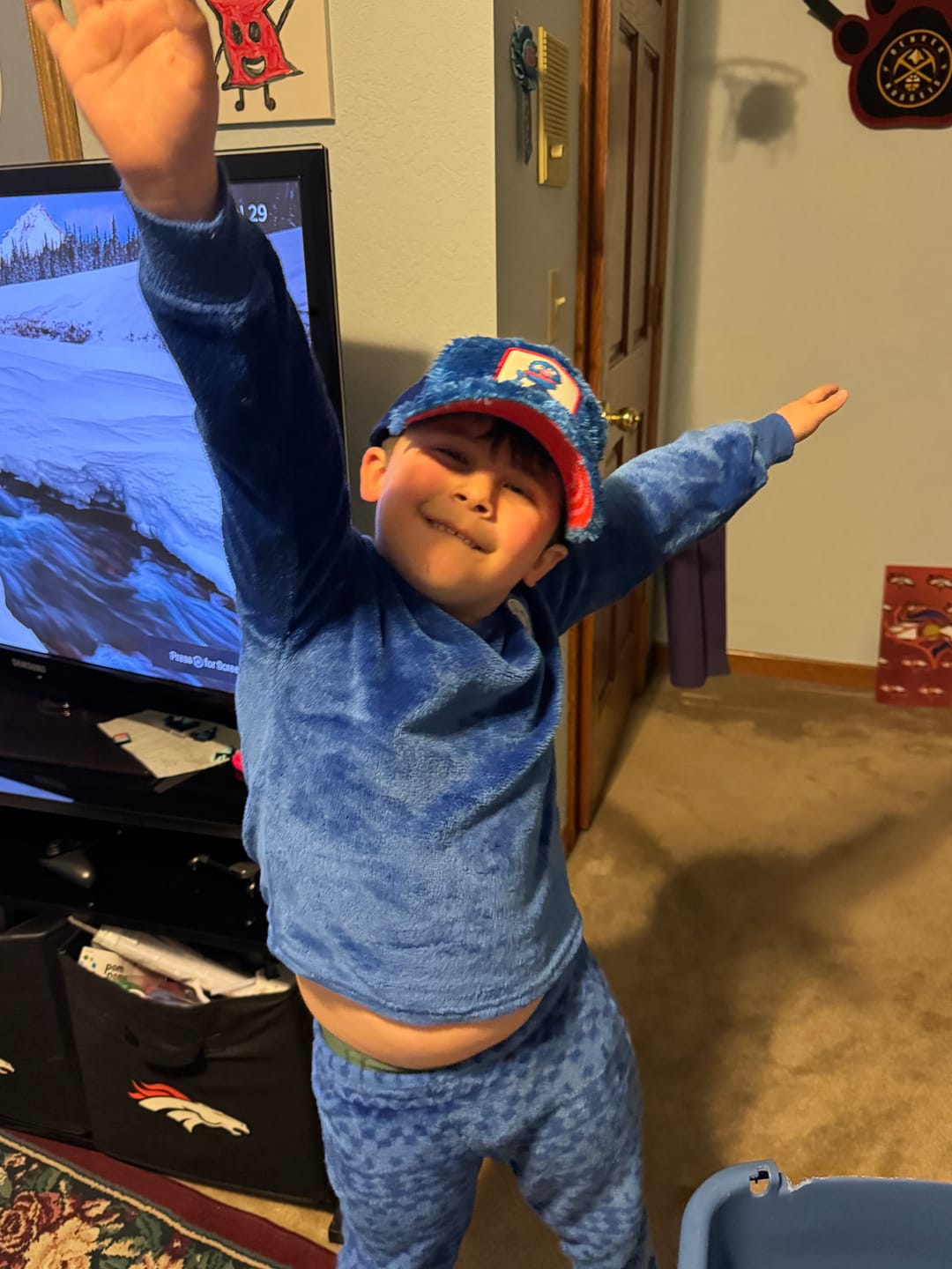 Customer photo review of OVERLORD X Sesame Street: Grover
