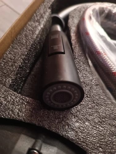 Customer photo review of Falkenberg - Touch Kitchen Faucet with Pull-Out Sprayer