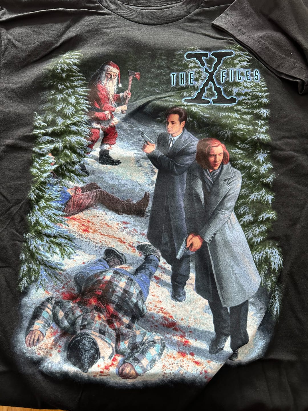 Customer photo review of X-FILES: PSYCHO SANTA - T-SHIRT
