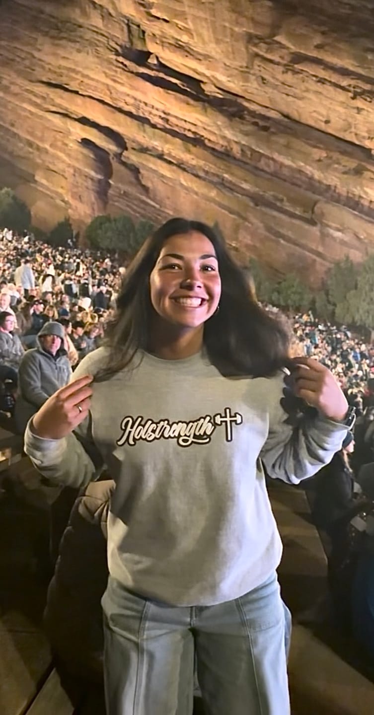Customer photo review of Puff Print Vintage Crew
