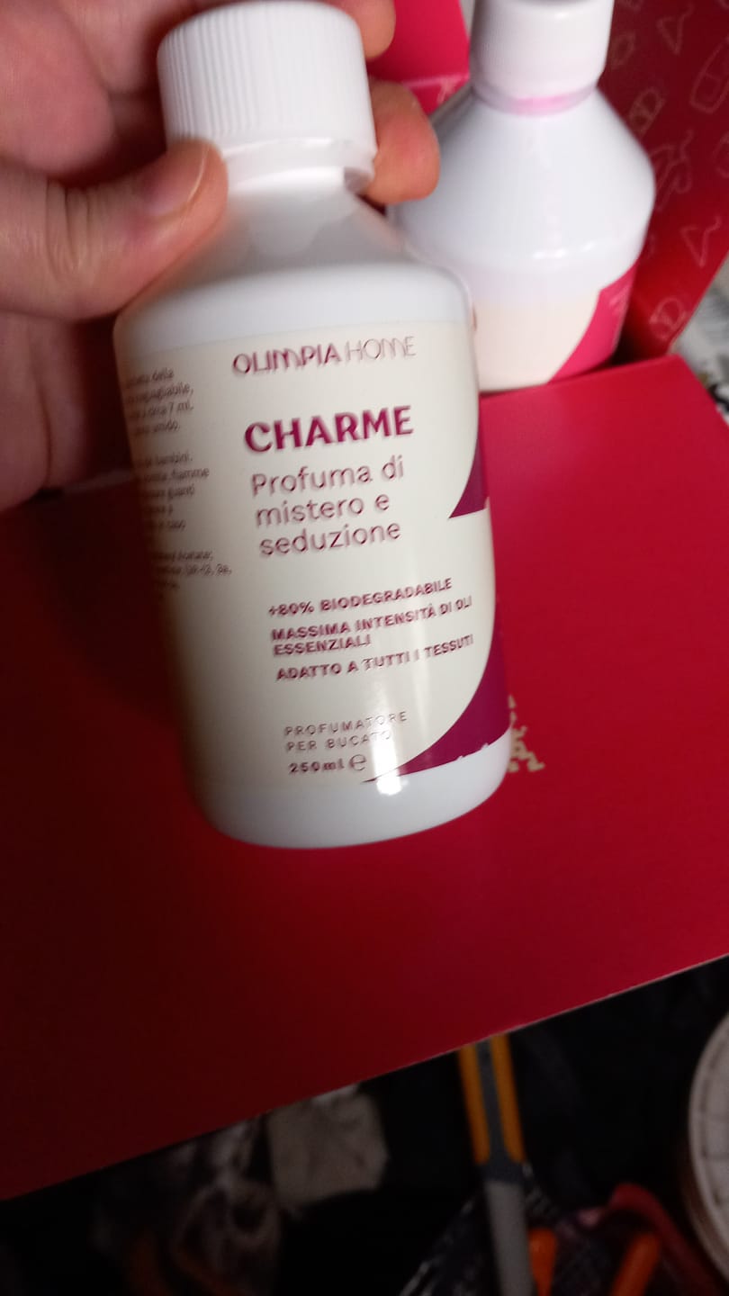 Customer photo review of Charme - Profuma di Mistero e Seduzione