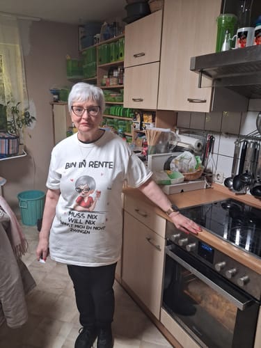 Customer photo review of Personalisiertes T-Shirt – Ich bin im Ruhestand, du kannst mich nicht dazu zwingen