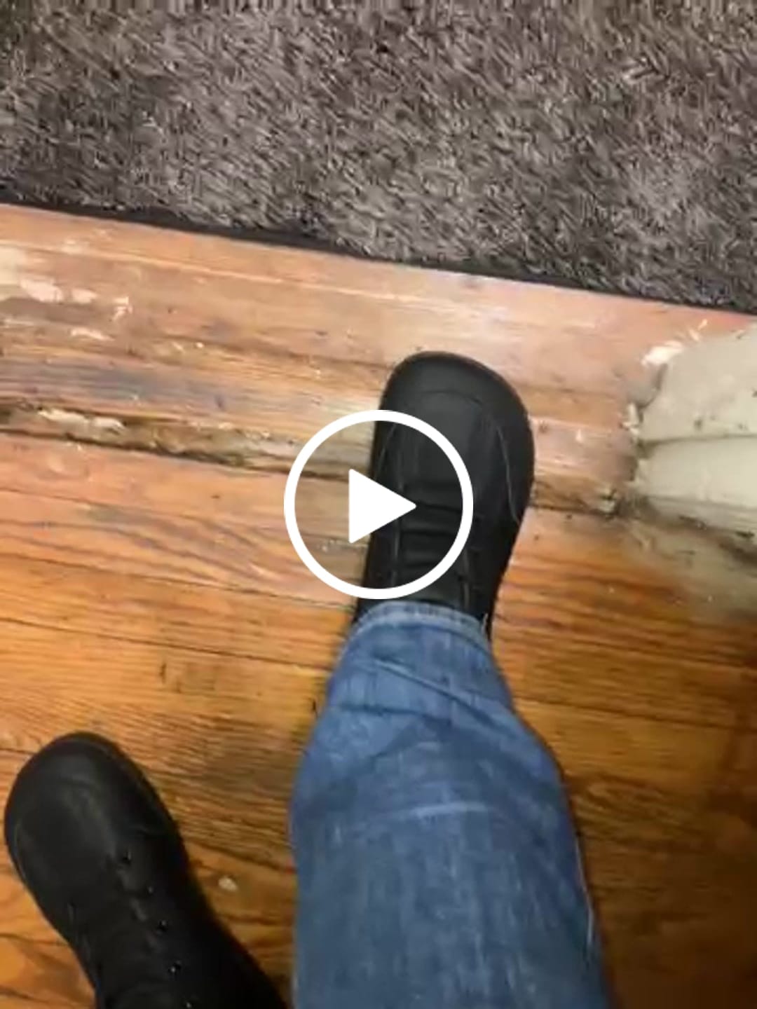 Customer video review of Yew - Barefoot Shoes