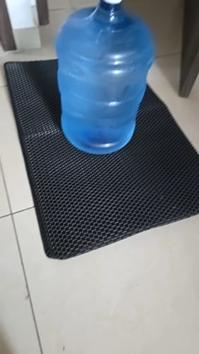Customer photo review of The Easiest Way to Keep Cat Litter Off Your Floors — No Mess, No Stress
CleanPaws™ Litter Mat
