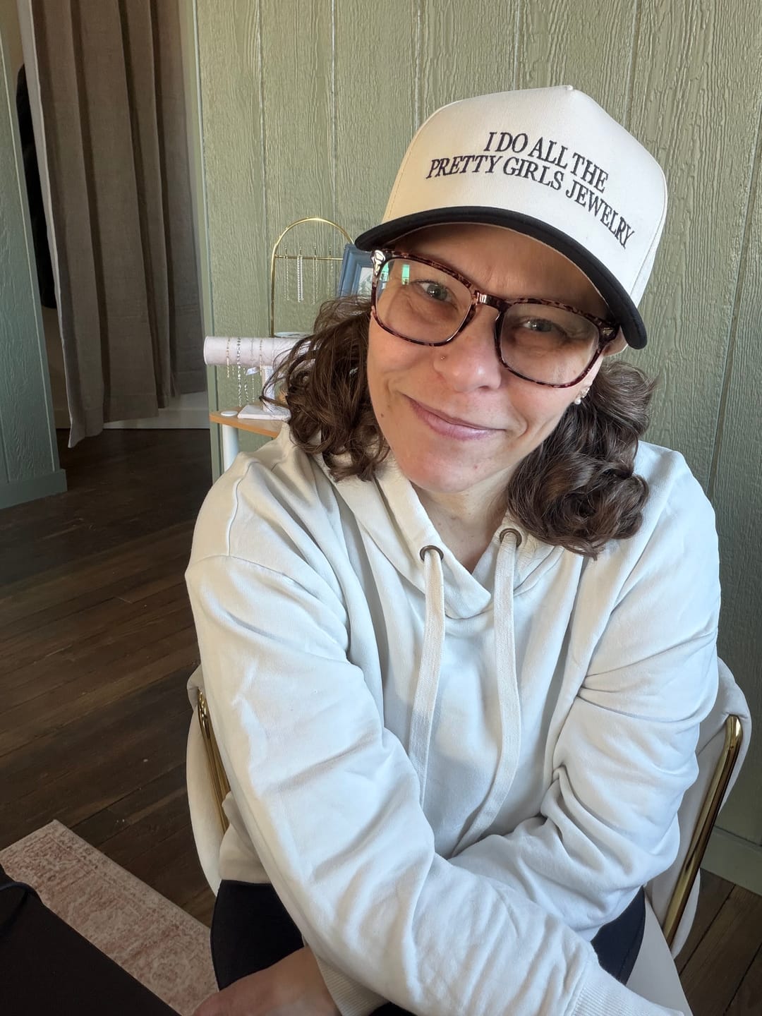 Customer photo review of I do all the pretty girls jewelry- Trucker Hat