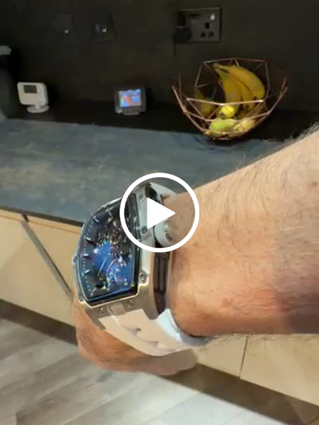 Customer video review of Latest Luxury Design -Skeleton Face With Rubber Strap Mechanical Movement Waterproof Watch
