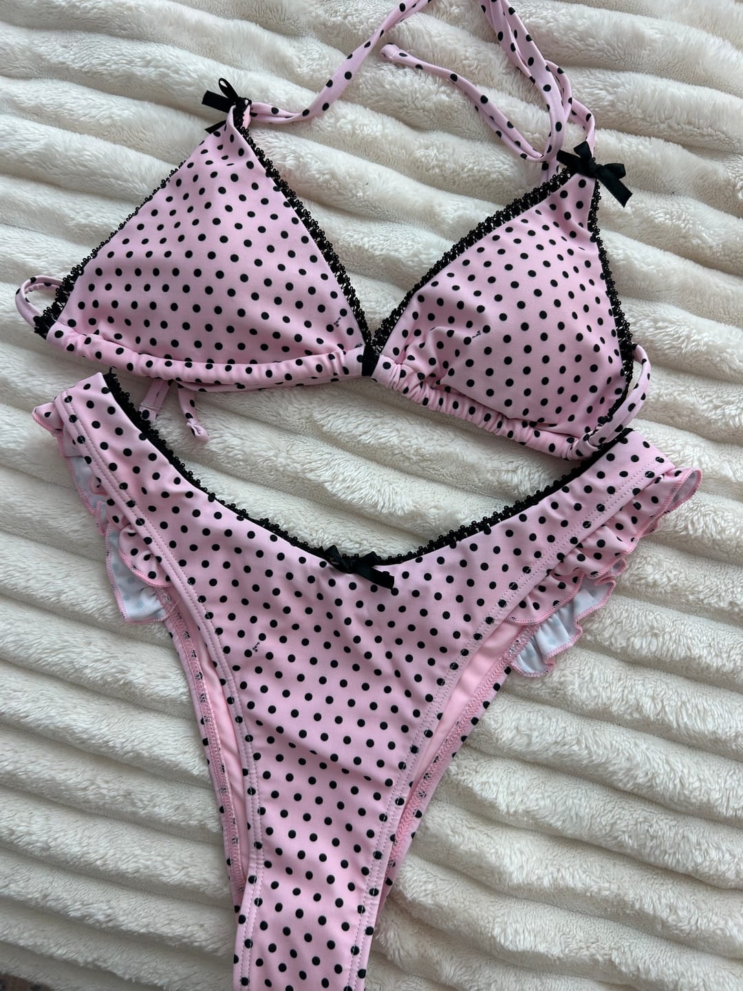 Customer photo review of Seamolly Retro Vintage Inspired Polka Dot  Lace Bowknot  Halter Triangle Bikini Set