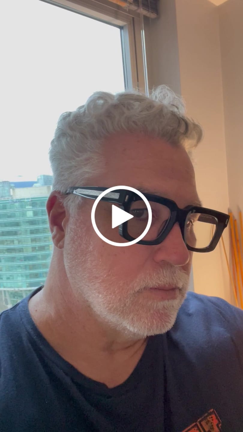 Customer video review of Dashiell O