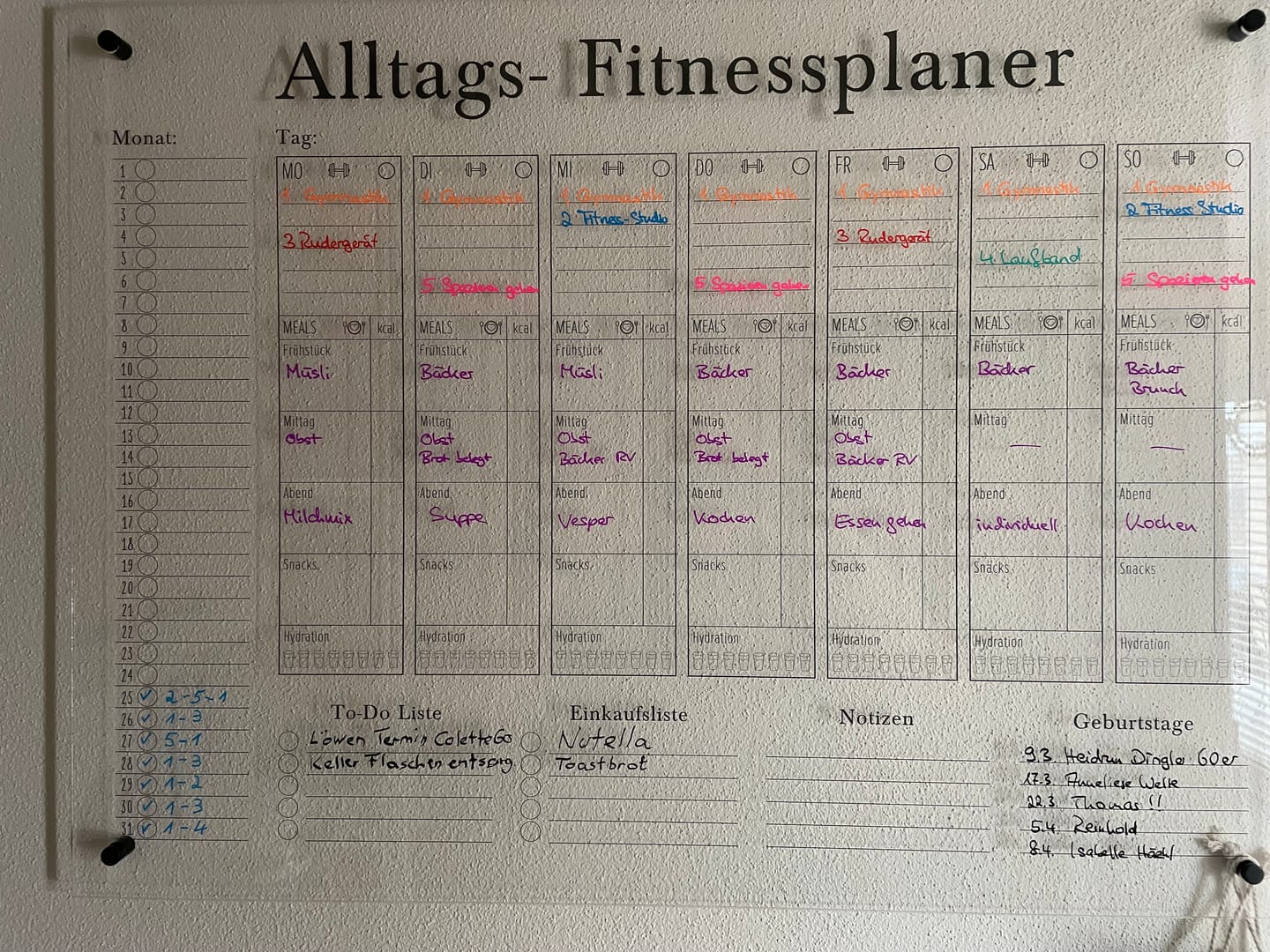 Customer photo review of Fitnesskalender @llynnllaura