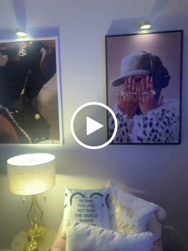 Customer video review of Free Mystery Print (8x10)