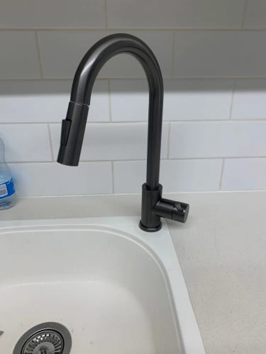 Customer photo review of Falkenberg - Touch Kitchen Faucet with Pull-Out Sprayer