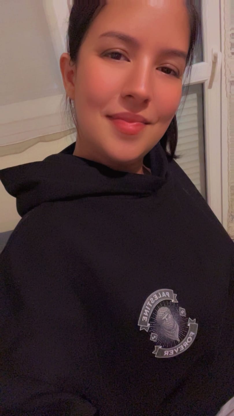Customer photo review of PLSTN ROCKER Oversized Hoodie