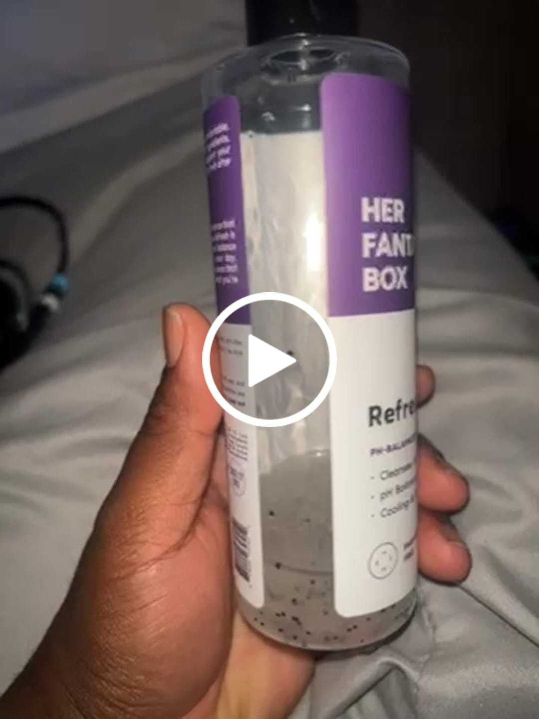 Customer video review of Refresh Plant Based Yoni Gel Wash (pH Balancing) - 3 pk