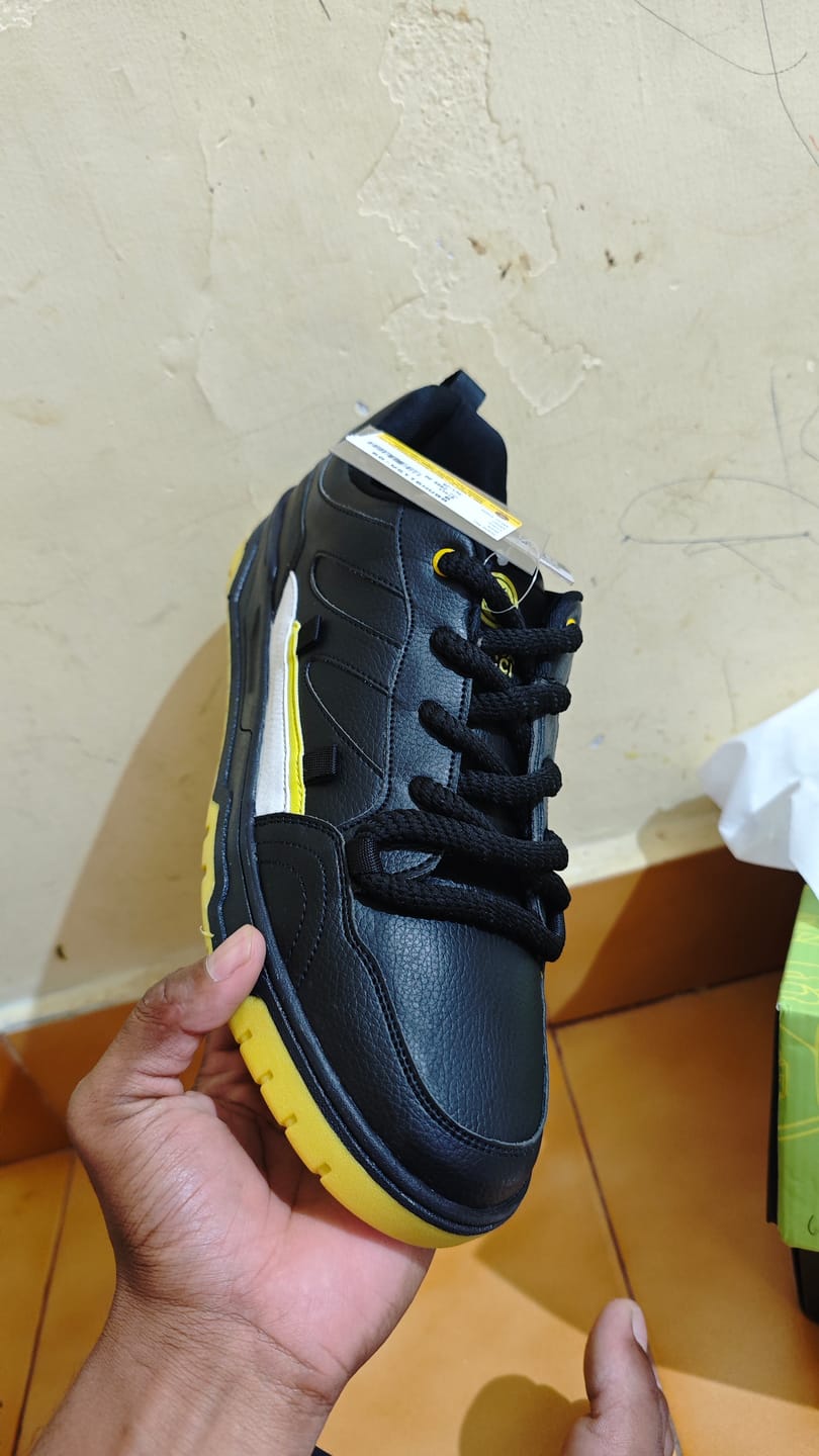 Customer photo review of Bacca Bucci JACKSON Men's Low Top Sneakers