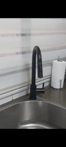 Customer photo review of Falkenberg - Touch Kitchen Faucet with Pull-Out Sprayer