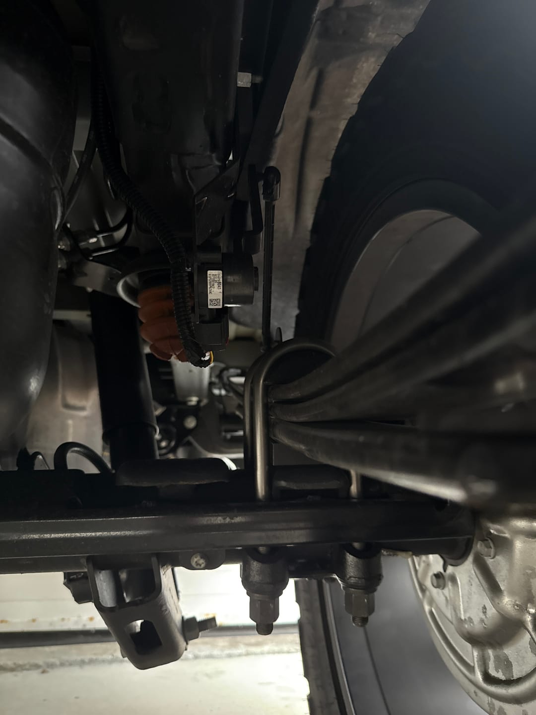 Customer photo review of 9/16 Inch Diameter U-Bolts - Round