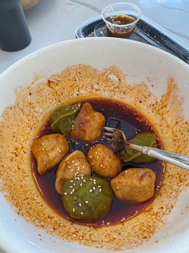 Customer photo review of Frozen [F4] Lamb Dumplings w/ Spicy & Sour Sauces (35 Pieces/7 Servings)