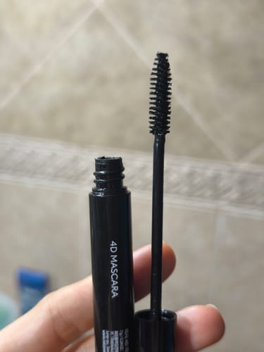 Customer photo review of 4D Mascara