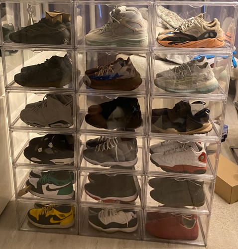 Customer photo review of Stackkicks Sneakerbox