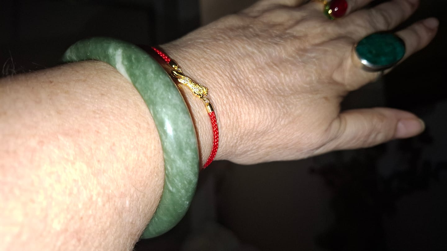 Customer photo review of Buddha Stones Natural Jade Prosperity Bangle Bracelet