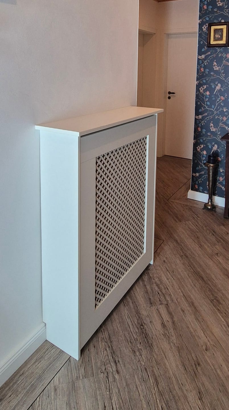 Customer photo review of Lochwand SEVILLA 122 x 61 cm weiß lackiert 3 mm MDF