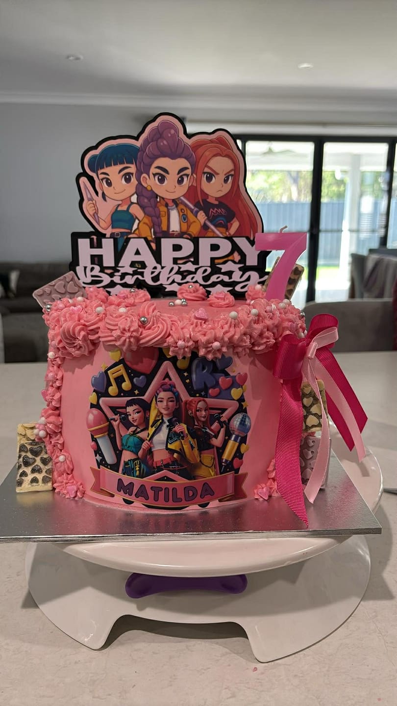 Customer photo review of A5 Rectangle Custom Edible Icing Image